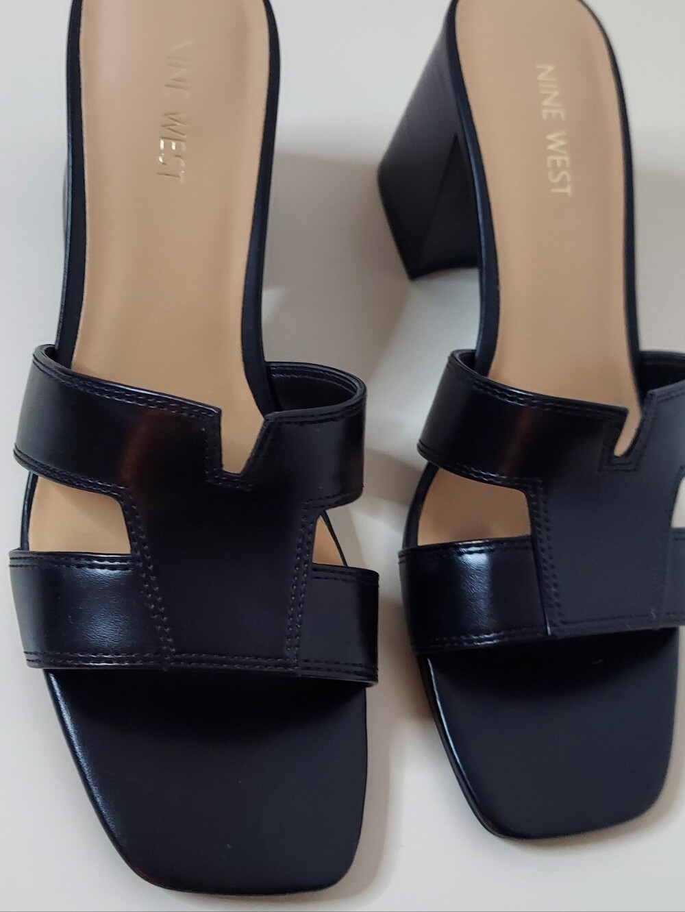 Ninewest Griselda Black Cut Out Slip On Open Toe Block Heel Mule Sandal Size 10